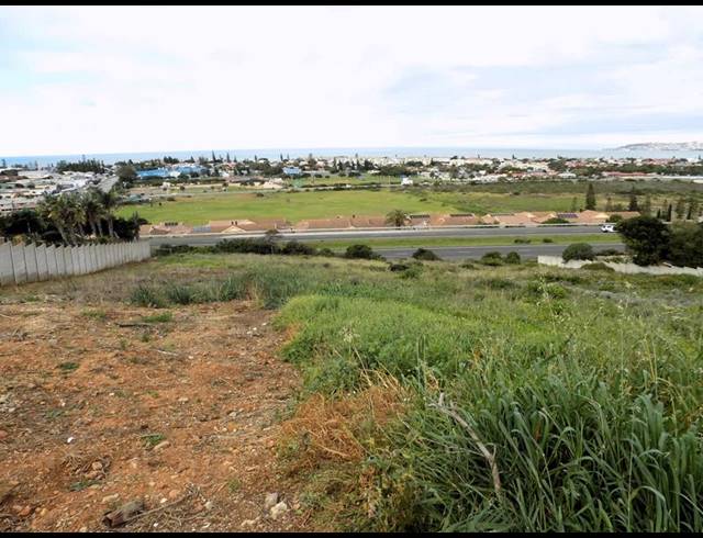 LAND FOR SALE IN HARTENBOS HEUWELS